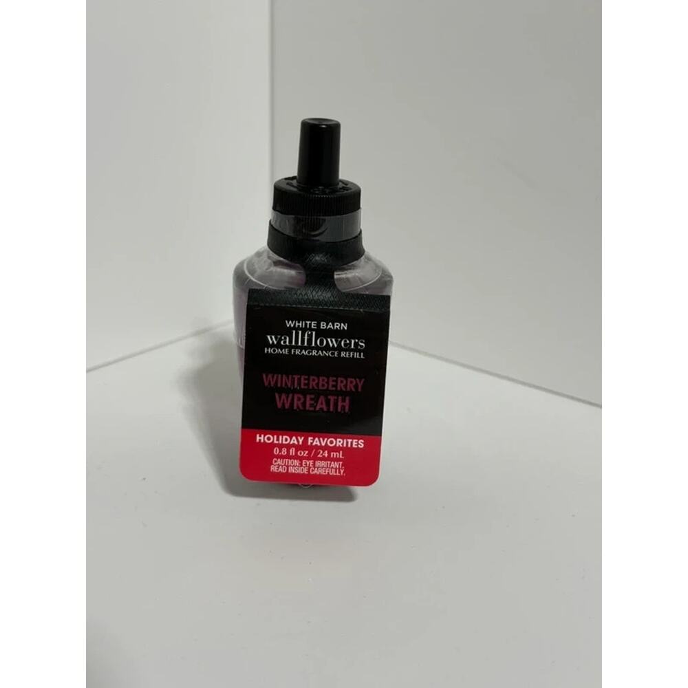 Bath & Body Works “Winterberry Wreath” Wallflower Refill